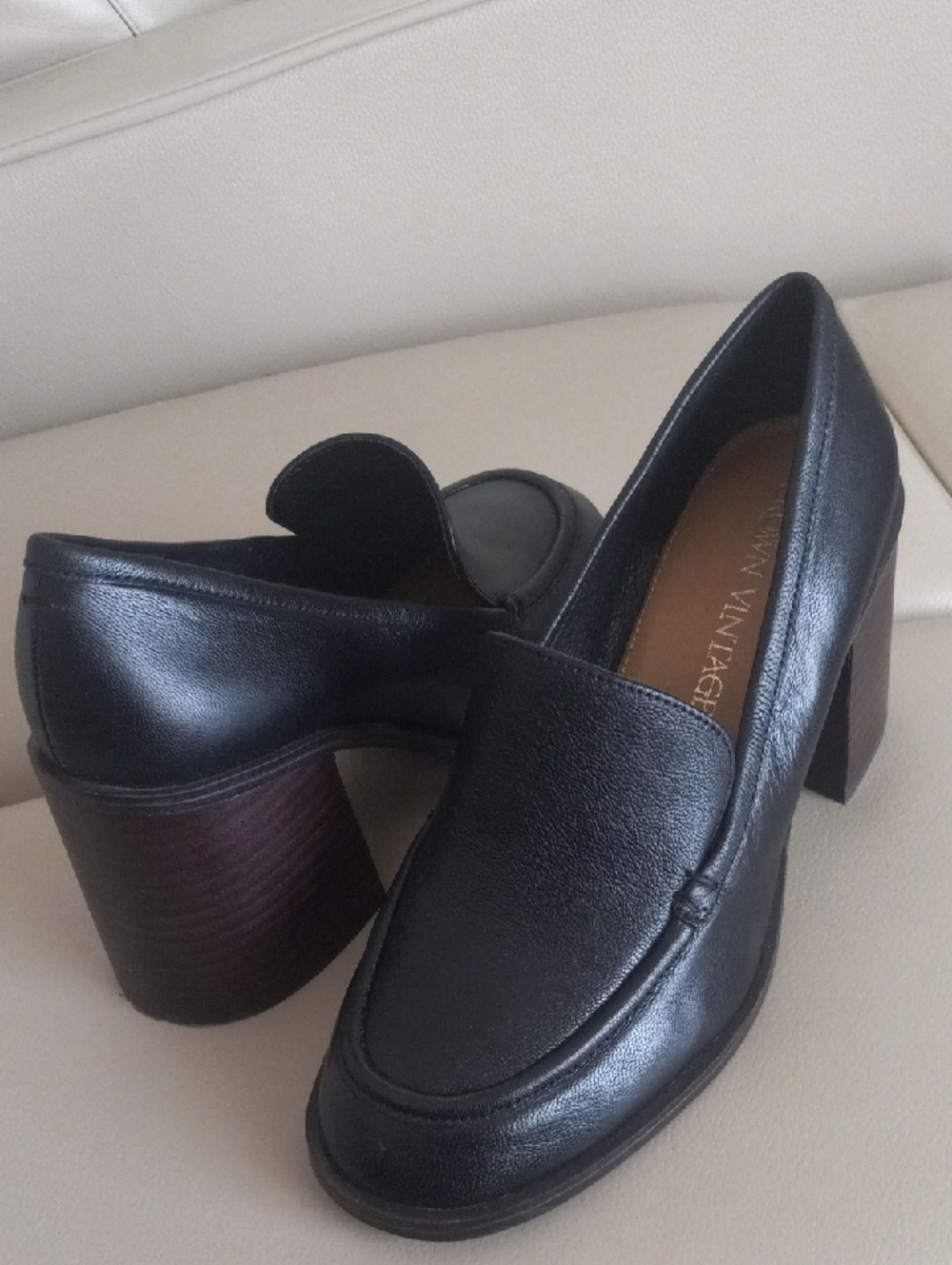 Crown Vintage Black Leather Block Heel Loafers Size 7.5M
